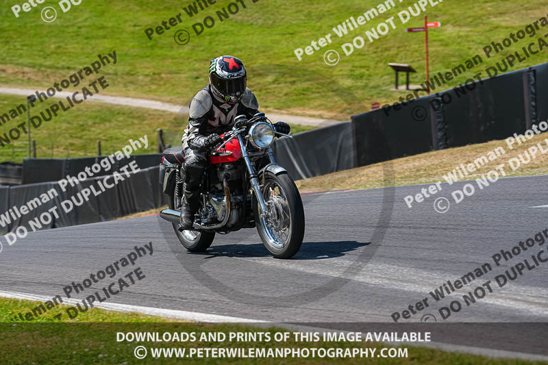 cadwell park;cadwell park photographs;cadwell trackday photographs;enduro digital images;event digital images;eventdigitalimages;peter wileman photography;racing digital images;trackday digital images;trackday photos